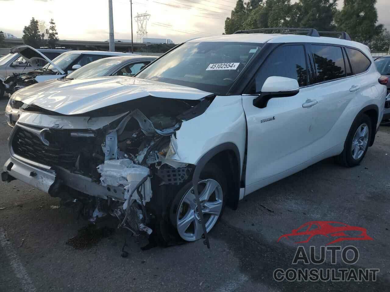 TOYOTA HIGHLANDER 2021 - 5TDZARAH2MS006141