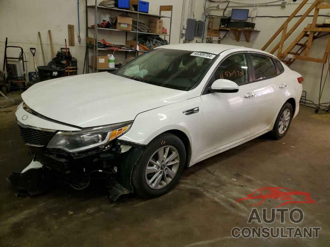 KIA OPTIMA 2018 - KNAGT4L3XJ5205930