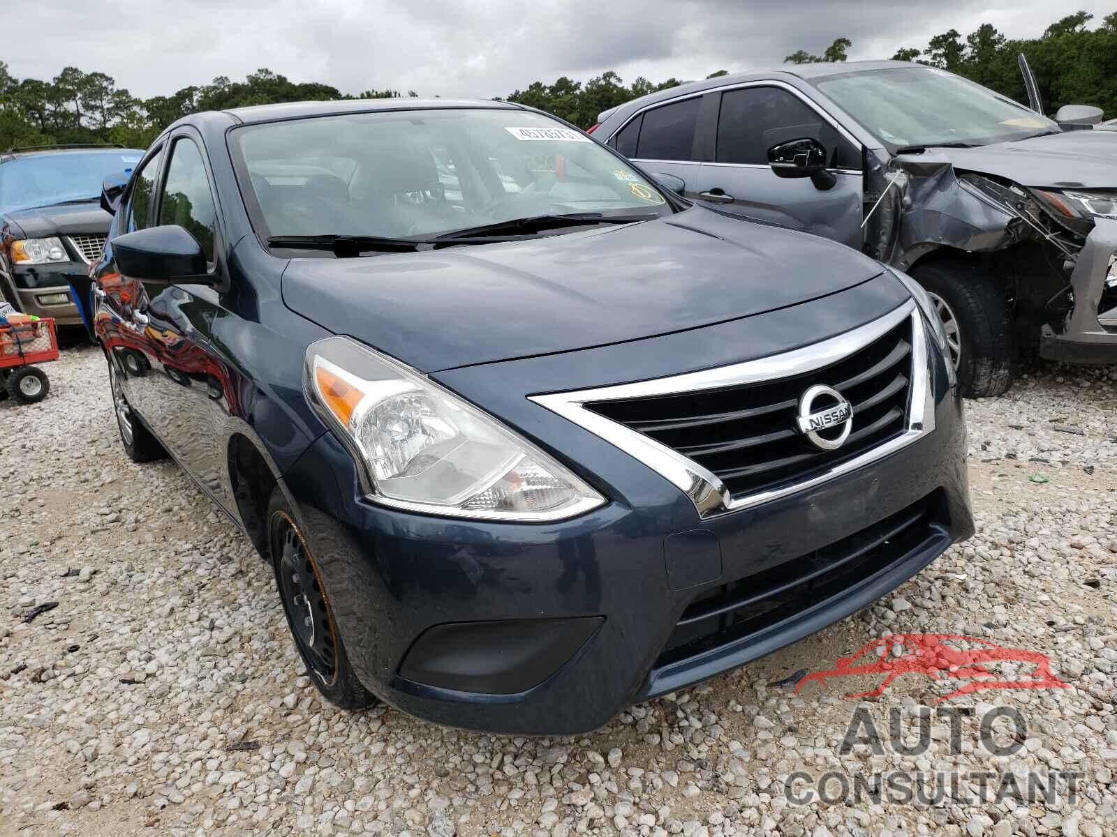 NISSAN VERSA 2017 - 3N1CN7AP7HL817079