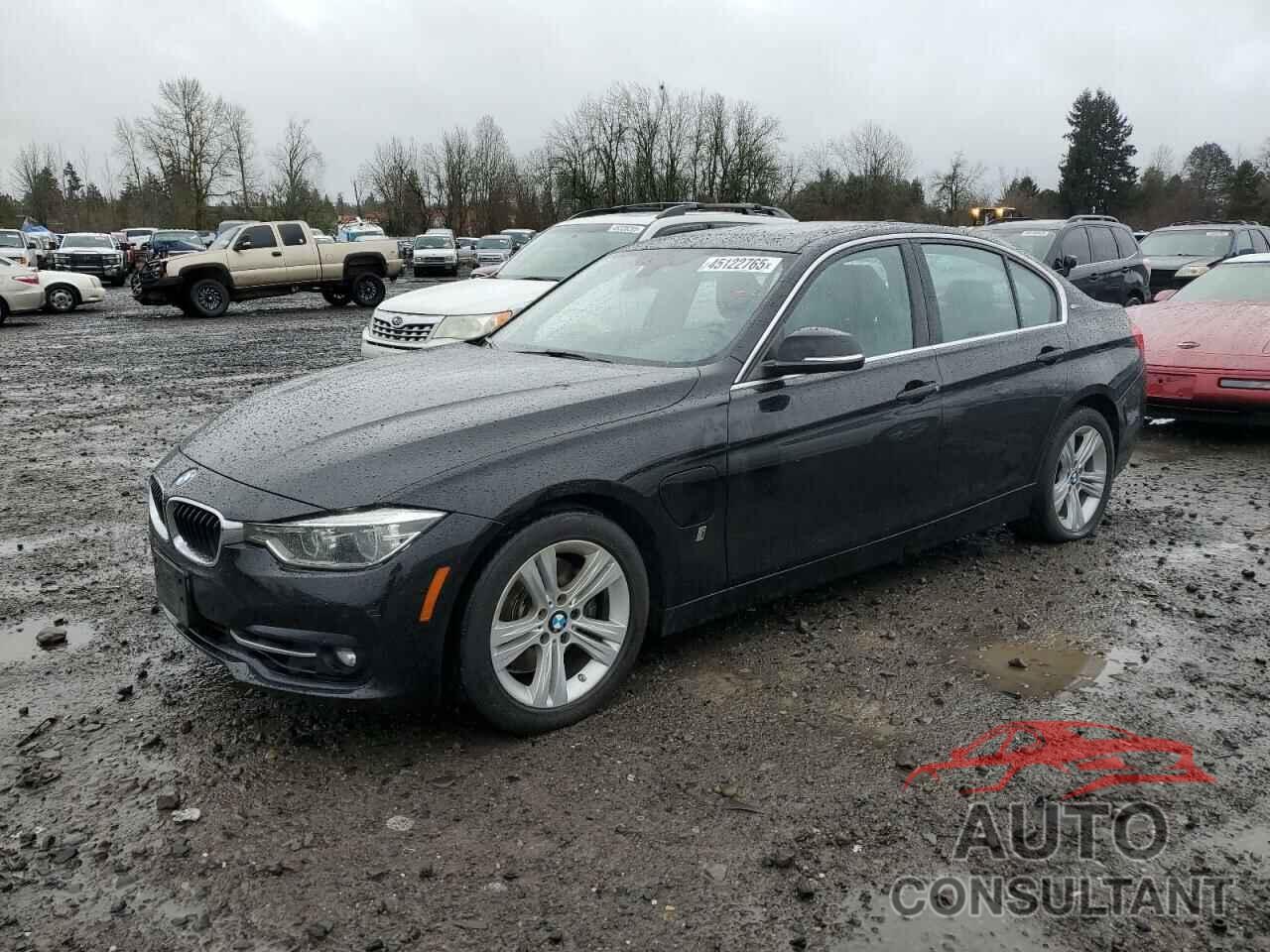 BMW 3 SERIES 2017 - WBA8E1C33HA029236
