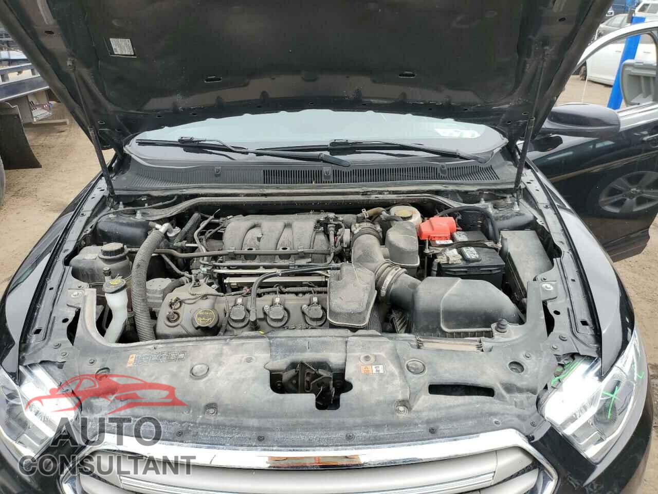 FORD TAURUS 2017 - 1FAHP2E80HG121502