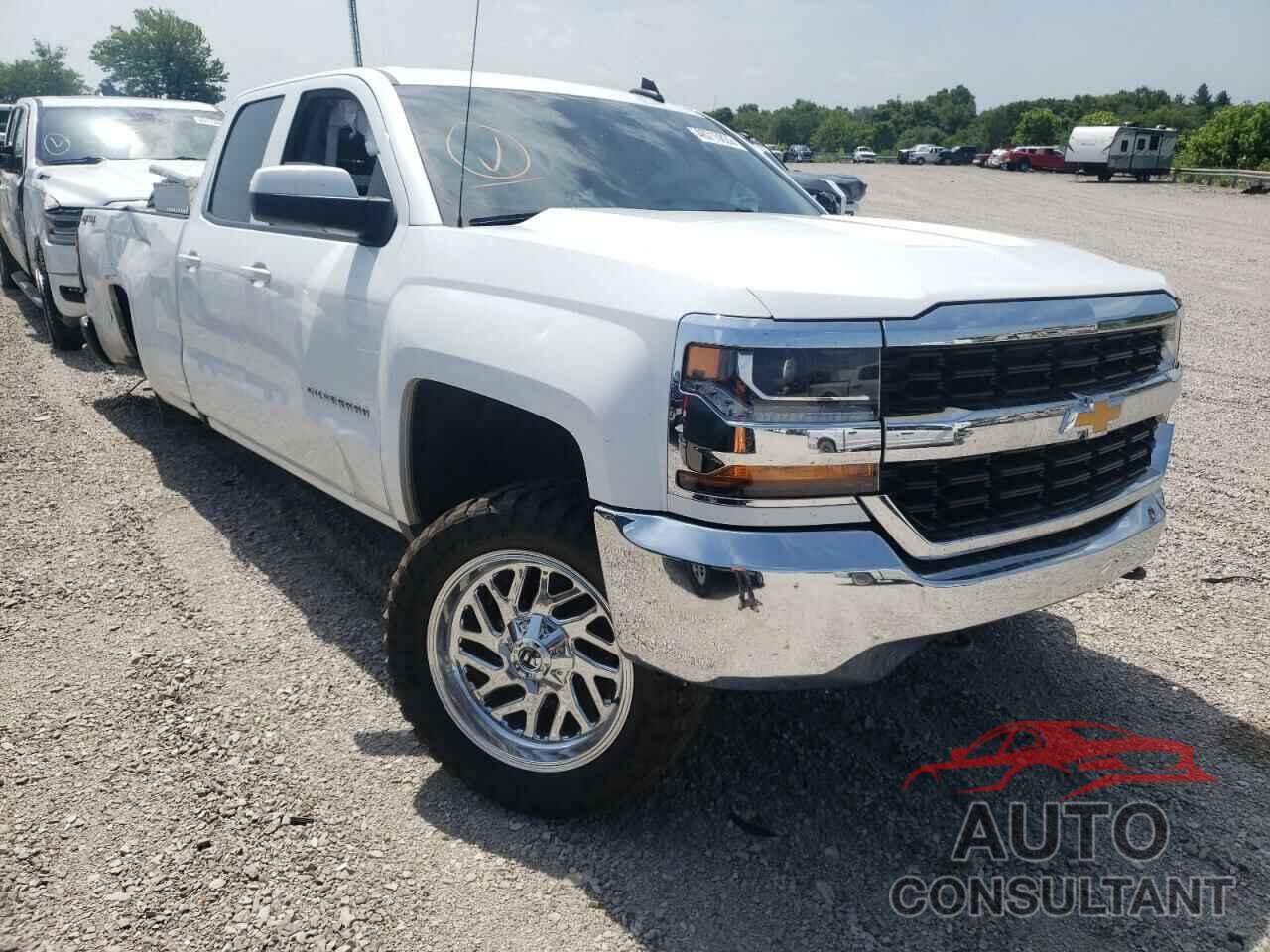 CHEVROLET SILVERADO 2018 - 1GCVKREC1JZ175393