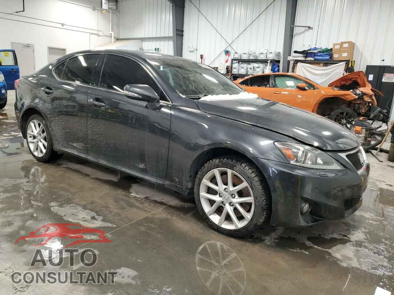 LEXUS IS 2011 - JTHCE5C28B5000227