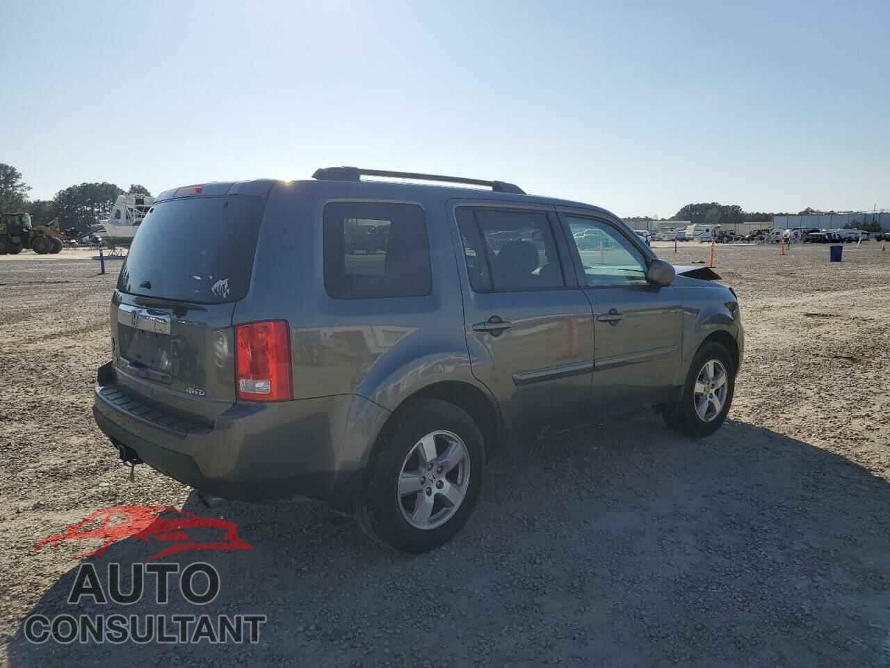 HONDA PILOT 2011 - 5FNYF4H75BB060385