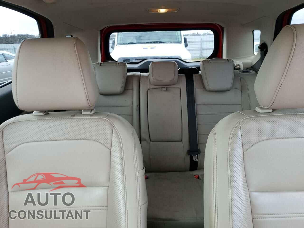 FORD ECOSPORT 2019 - MAJ6S3KL8KC304424