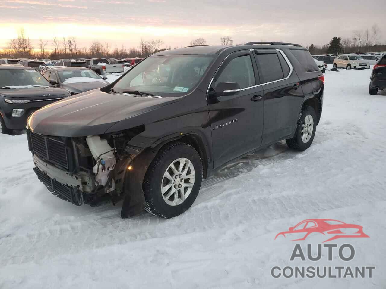CHEVROLET TRAVERSE 2019 - 1GNEVGKW1KJ117348