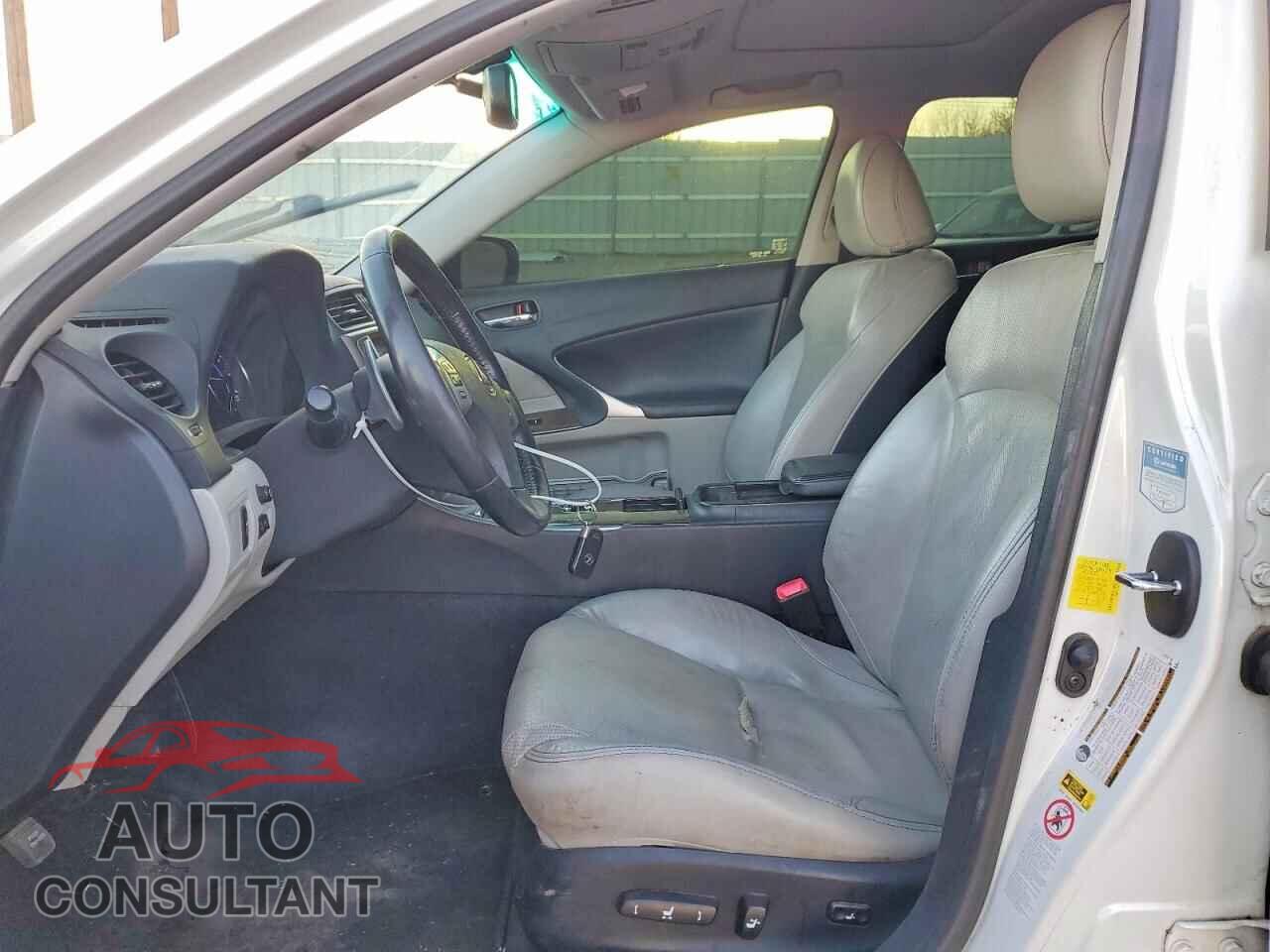 LEXUS IS 2012 - JTHBF5C28C5160800