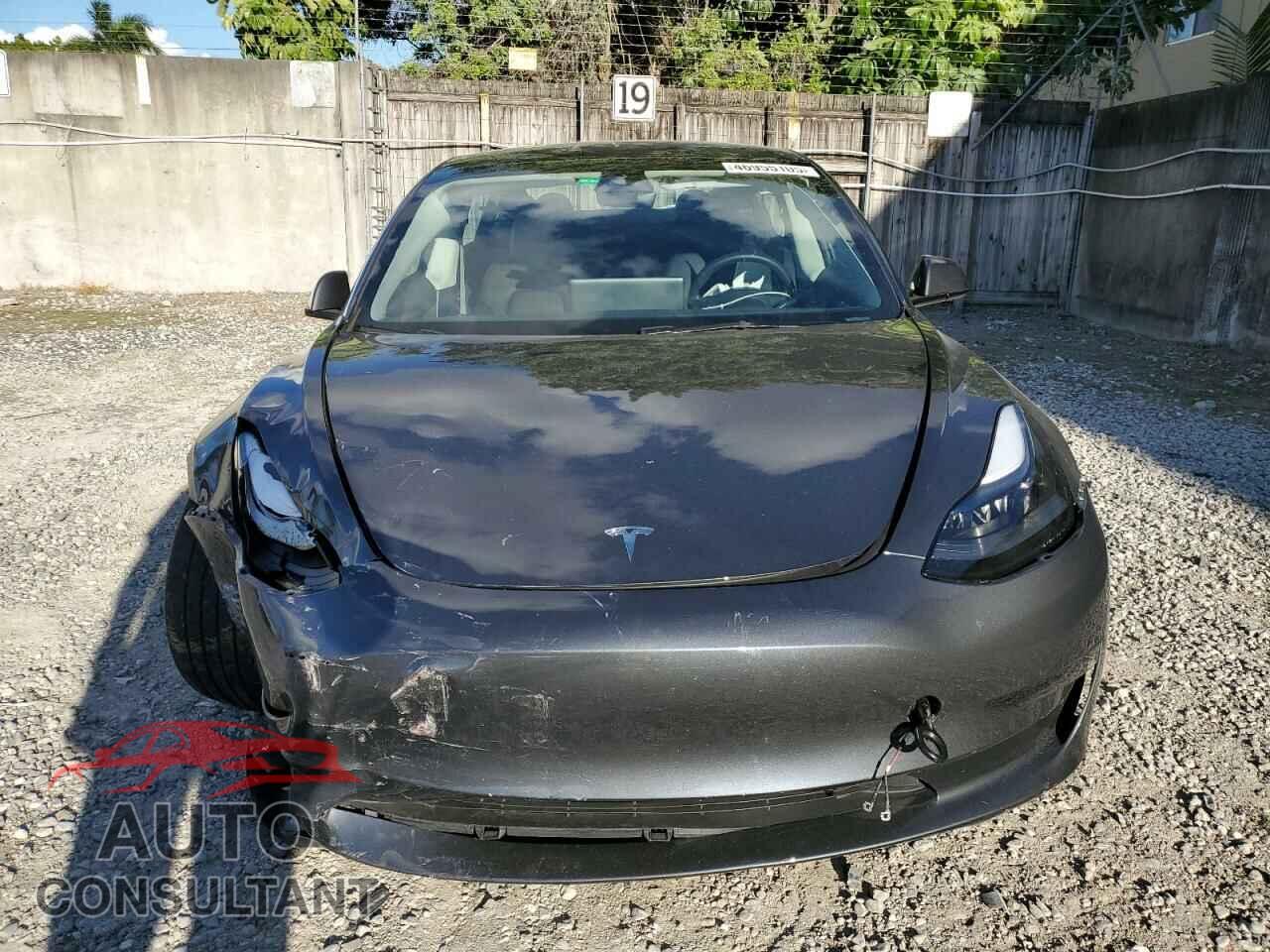 TESLA MODEL 3 2023 - 5YJ3E1EA5PF659533