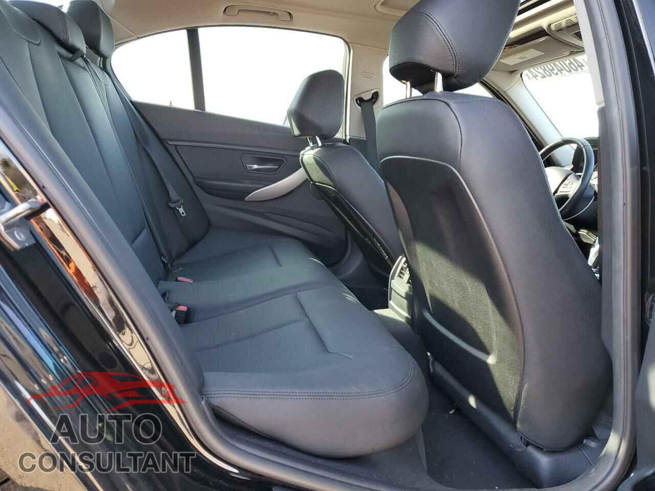 BMW 3 SERIES 2016 - WBA8E5G54GNU22026