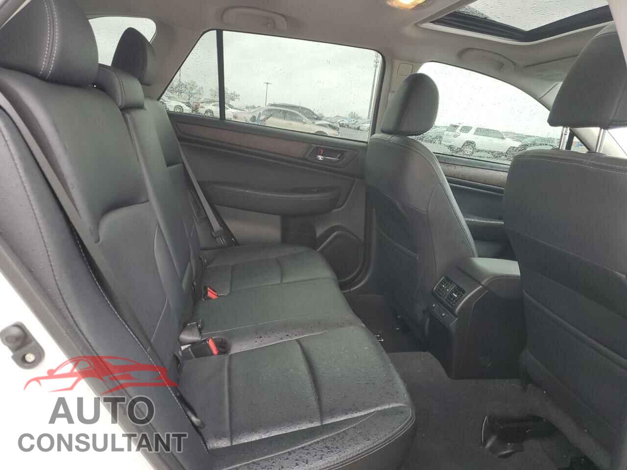 SUBARU OUTBACK 2017 - 4S4BSANC2H3217020