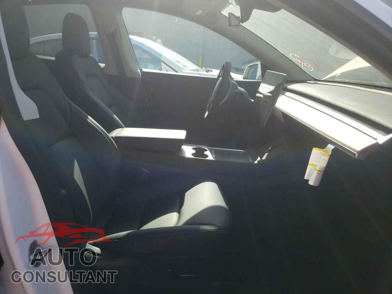 TESLA MODEL Y 2022 - 7SAYGAEEXNF376533