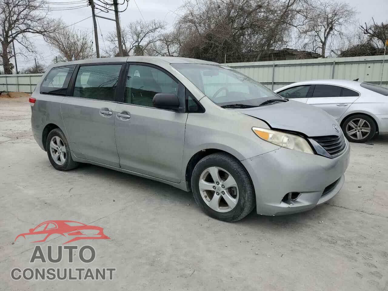 TOYOTA SIENNA 2011 - 5TDKA3DC7BS008334