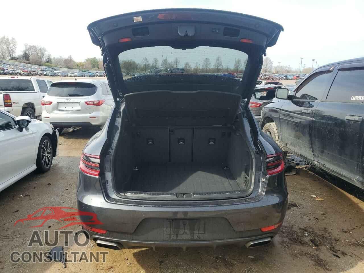 PORSCHE MACAN 2017 - WP1AA2A5XHLB01000