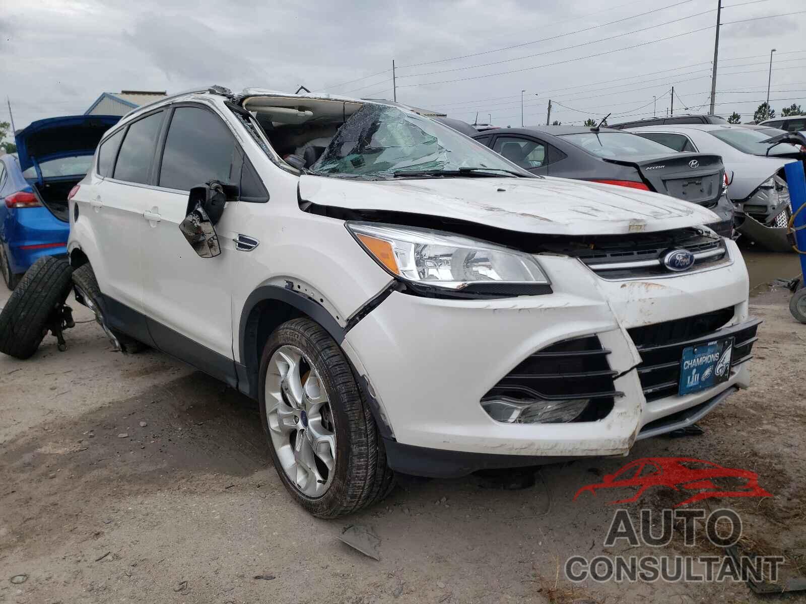 FORD ESCAPE 2016 - 1FMCU9J96GUB50289