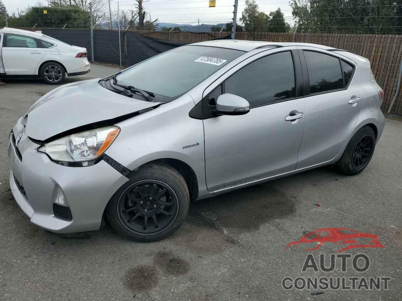 TOYOTA PRIUS 2013 - JTDKDTB33D1533353