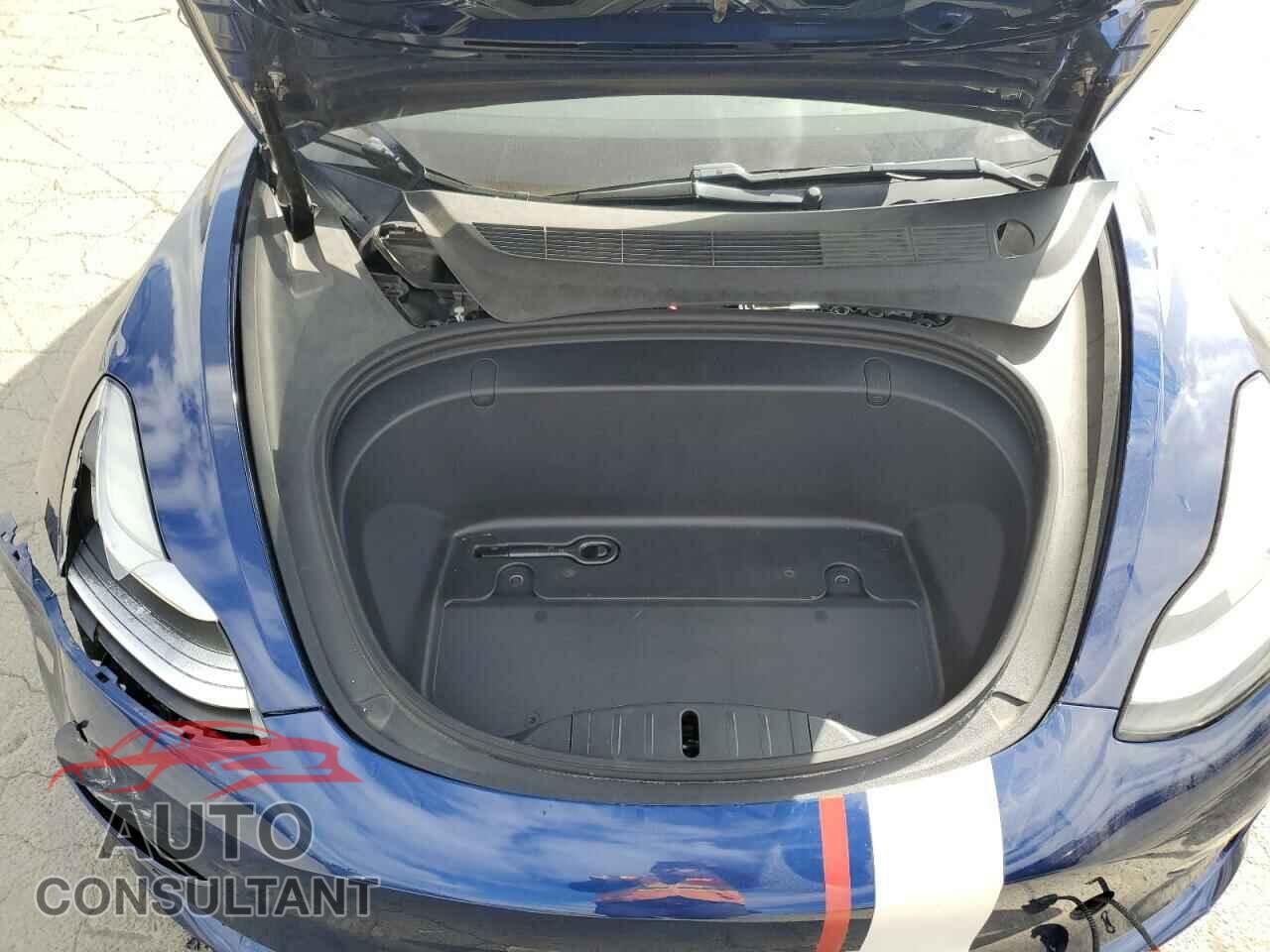 TESLA MODEL 3 2019 - 5YJ3E1EB3KF393592