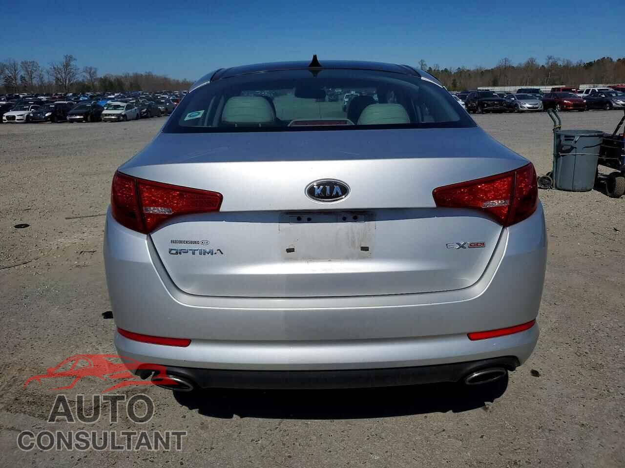 KIA OPTIMA 2011 - KNAGN4A74B5062507