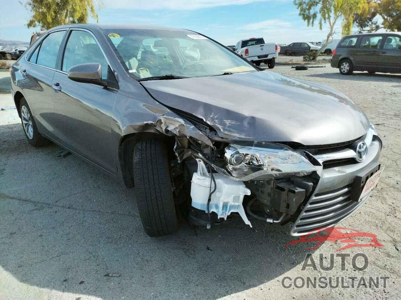 TOYOTA CAMRY 2016 - 4T4BF1FK9GR528548