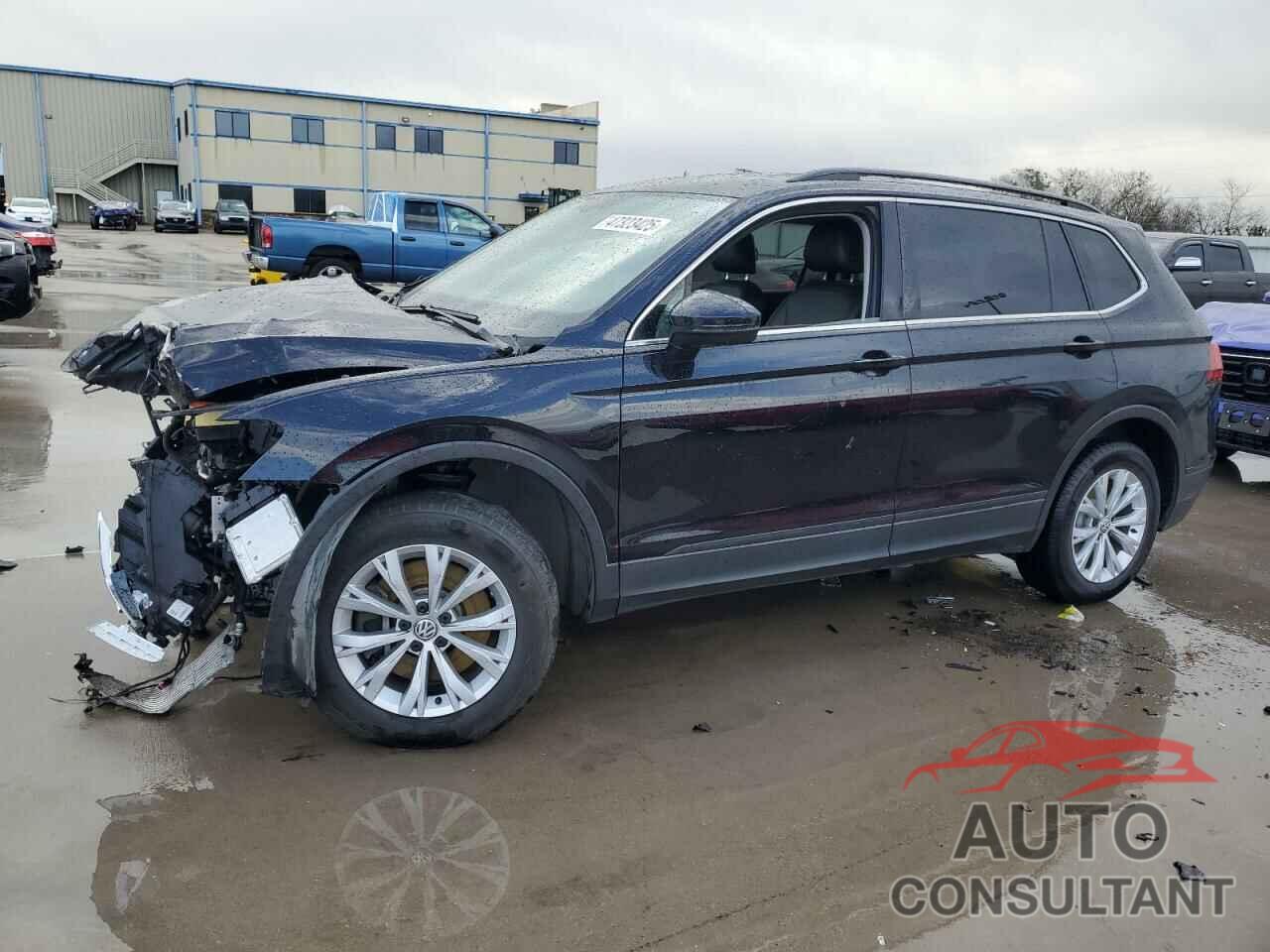 VOLKSWAGEN TIGUAN 2019 - 3VV3B7AX3KM044832