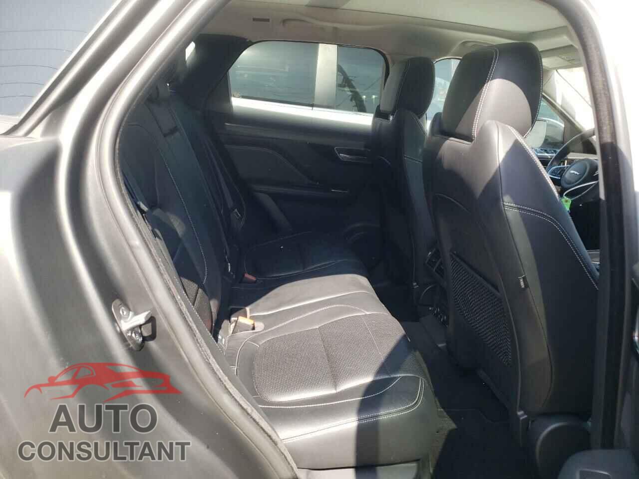 JAGUAR F-PACE 2017 - SADCL2BV2HA045413