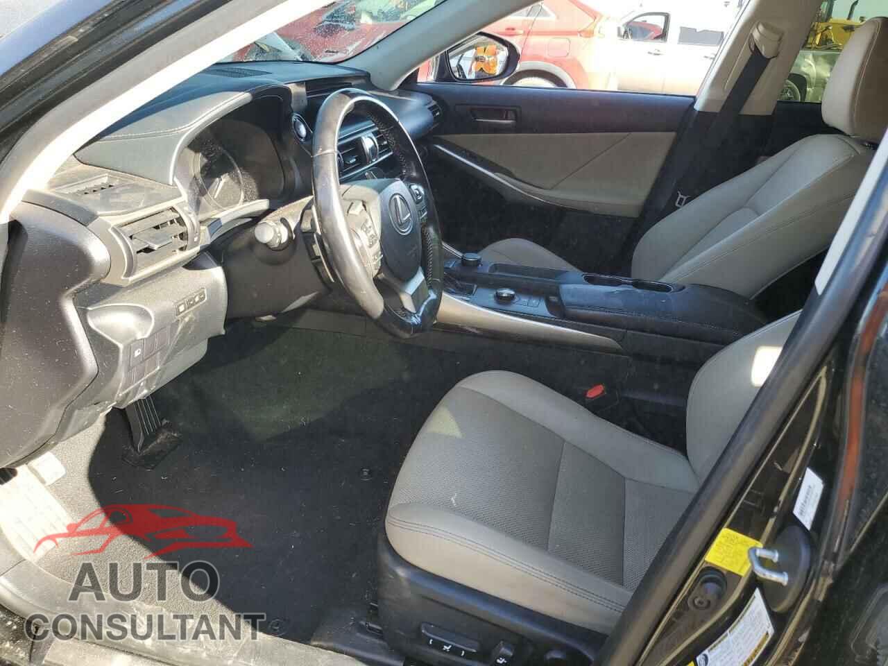 LEXUS IS 2017 - JTHBA1D29H5052425