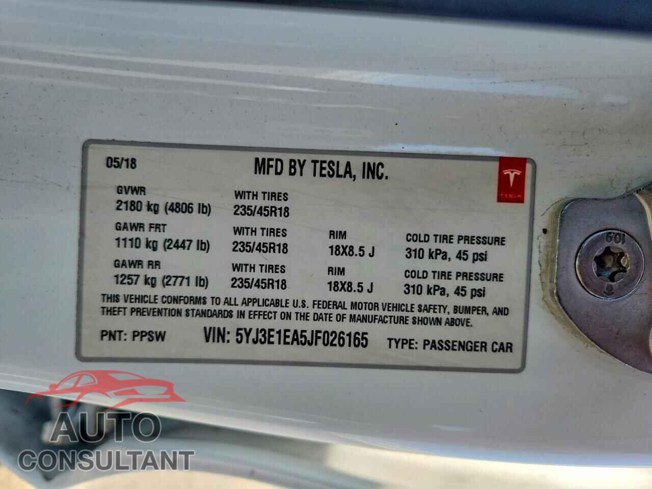 TESLA MODEL 3 2018 - 5YJ3E1EA5JF026165