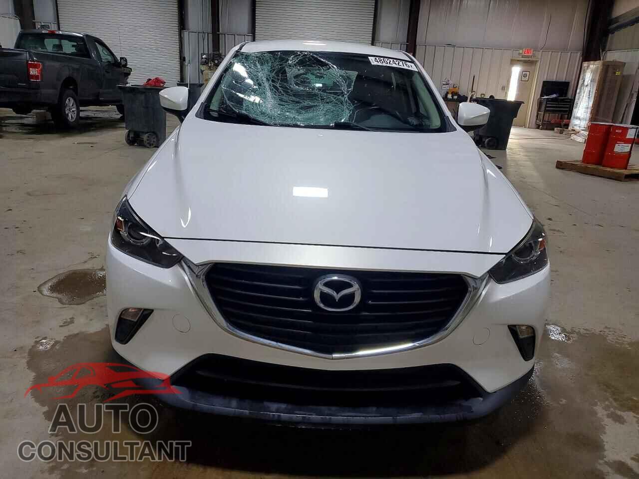 MAZDA CX-3 2017 - JM1DKFB75H0141800