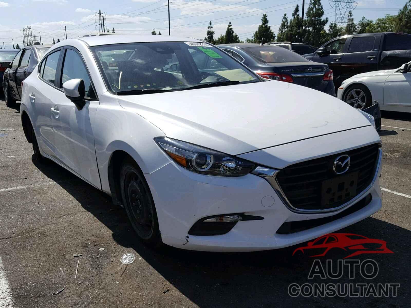 MAZDA 3 2018 - 3MZBN1U75JM168641