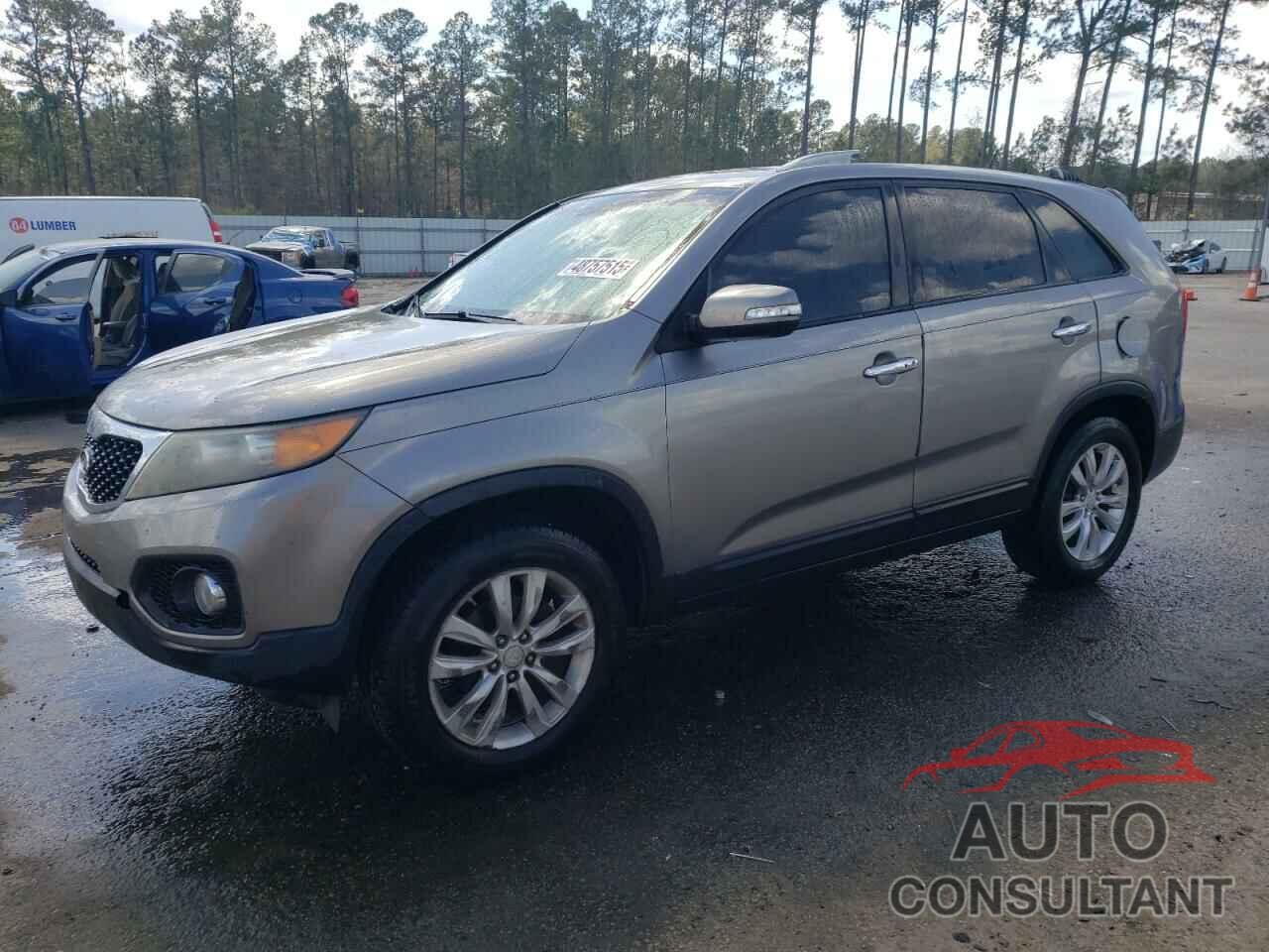 KIA SORENTO 2011 - 5XYKU3A13BG115498