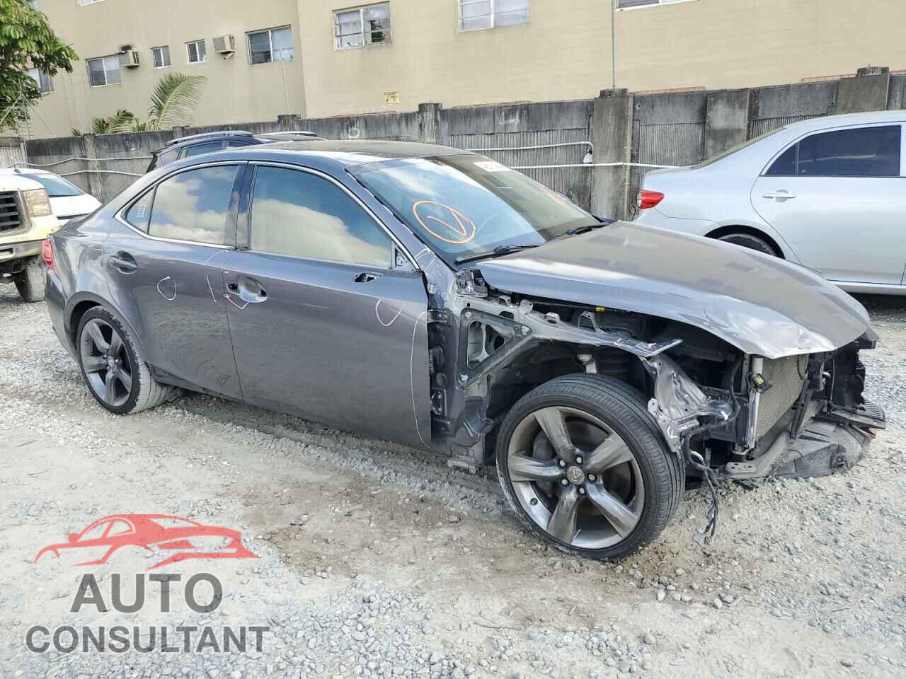 LEXUS IS 2014 - JTHBE1D24E5004069
