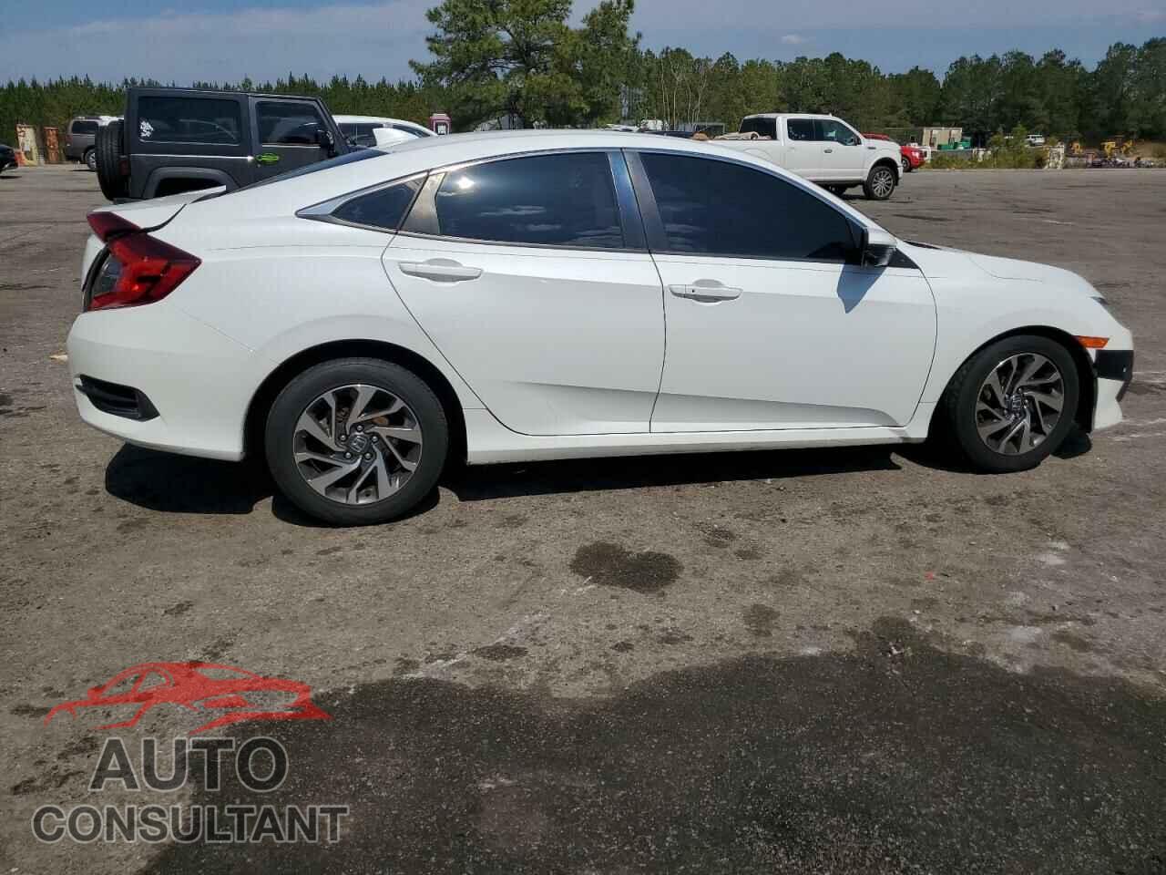 HONDA CIVIC 2018 - 2HGFC2F74JH531637
