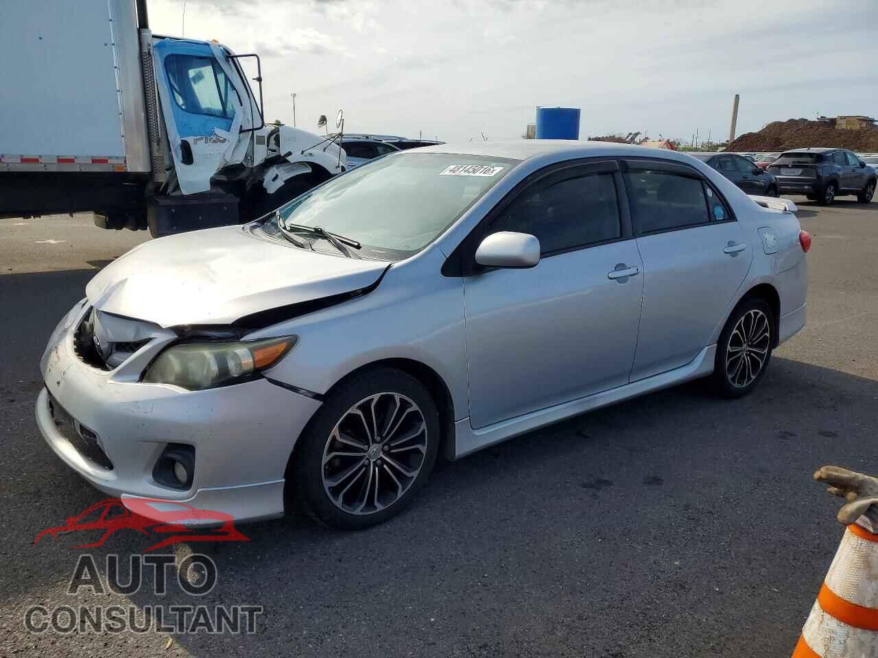 TOYOTA COROLLA 2013 - 2T1BU4EE4DC930357