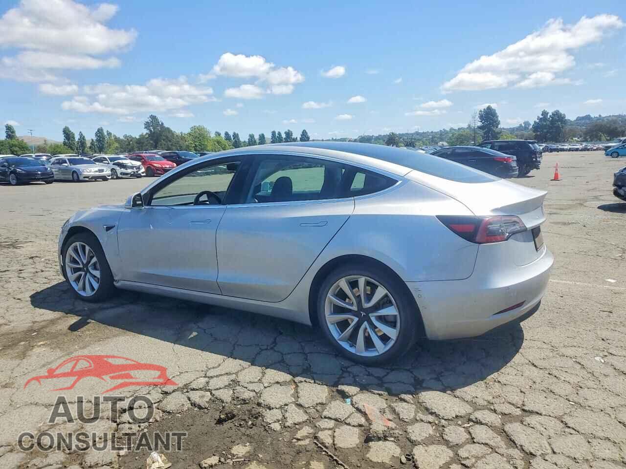 TESLA MODEL 3 2018 - 5YJ3E1EA3JF172564