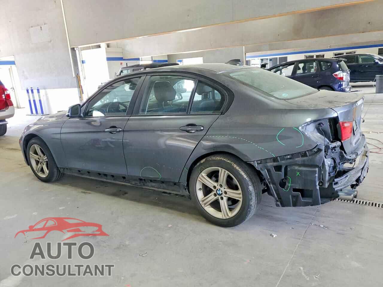 BMW 3 SERIES 2013 - WBA3C1C55DF444721