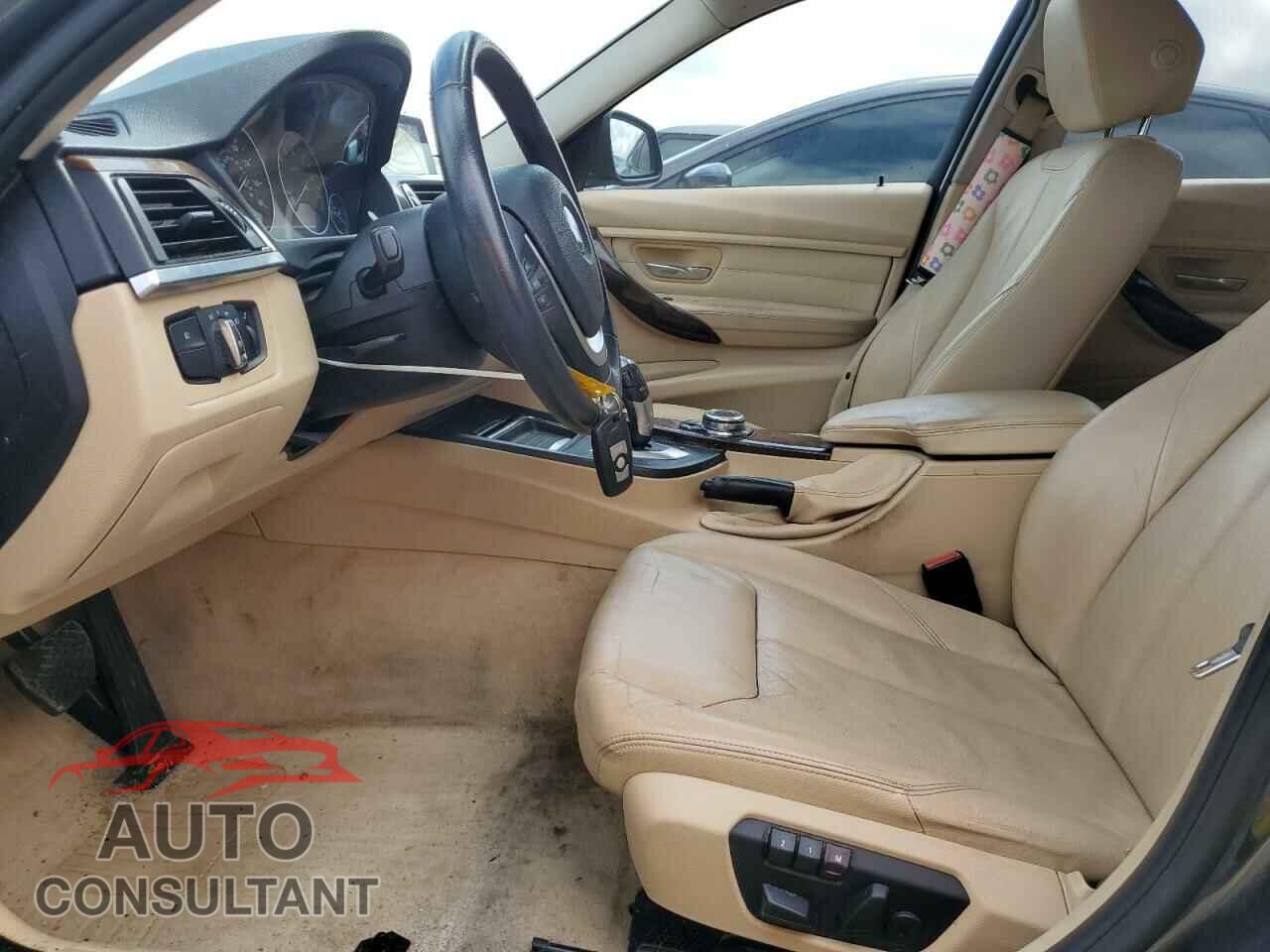 BMW 3 SERIES 2014 - WBA3A5C57EJ464626