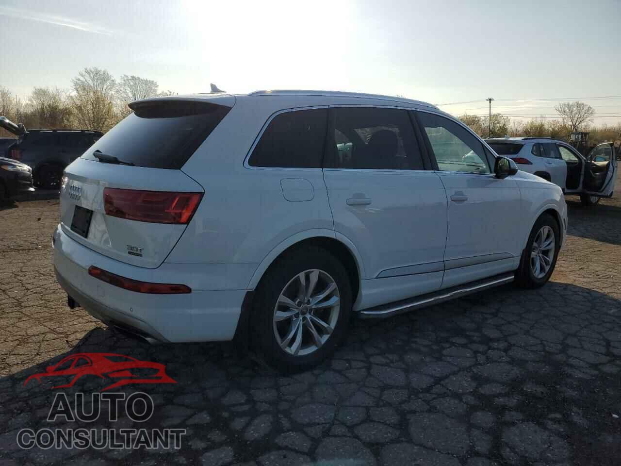 AUDI Q7 2017 - WA1VAAF70HD007784