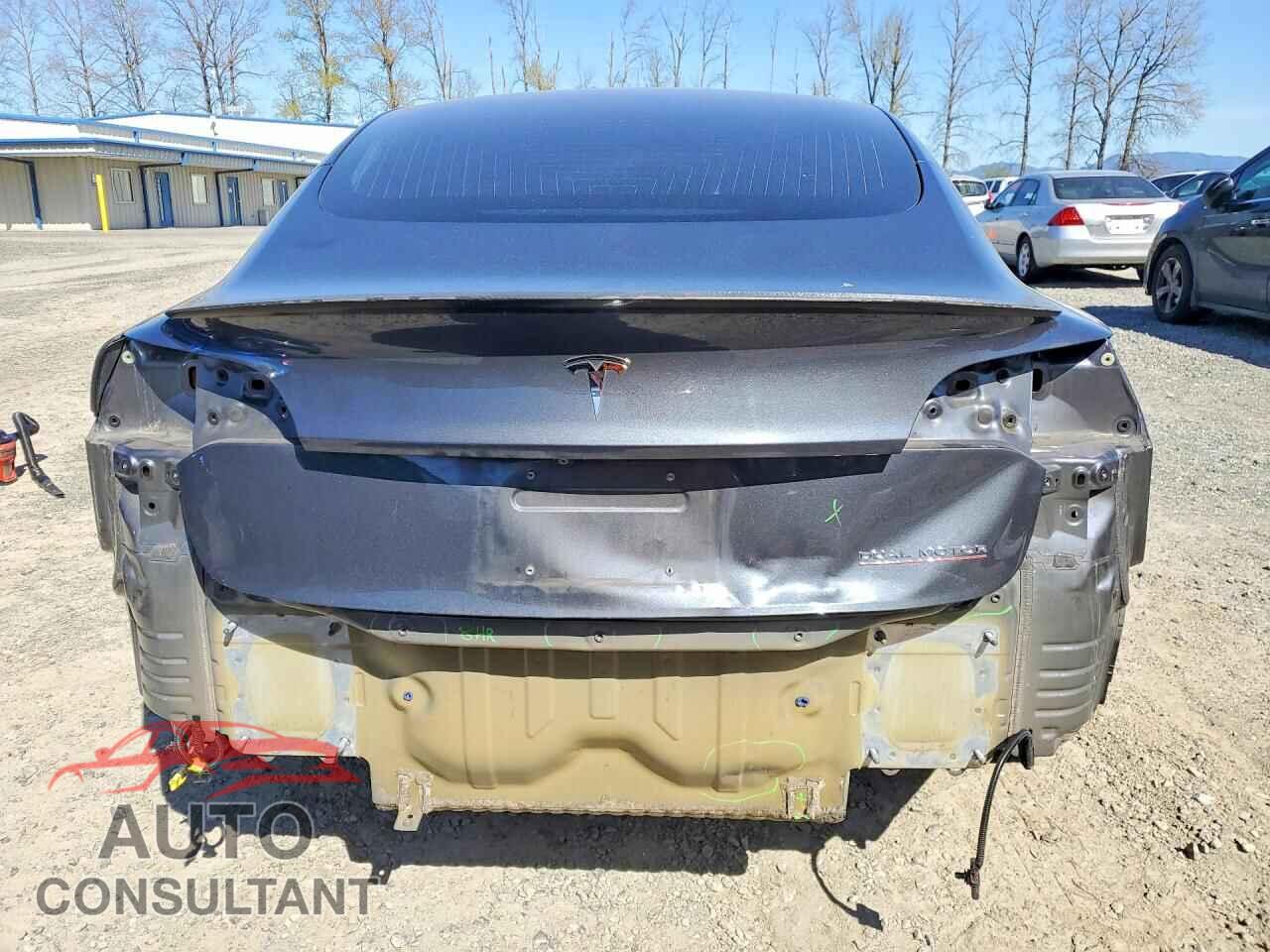 TESLA MODEL 3 2018 - 5YJ3E1EB7JF186086