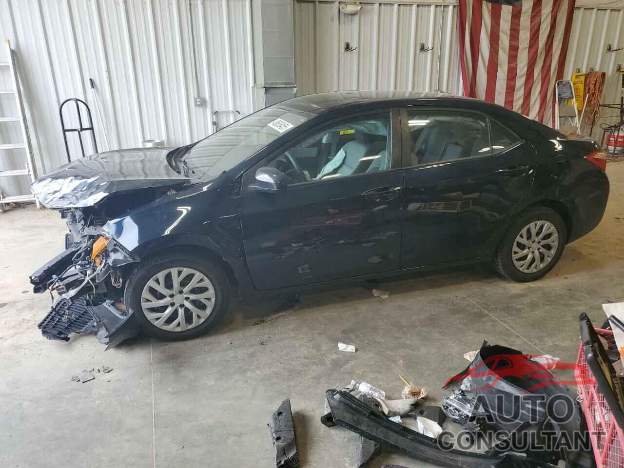 TOYOTA COROLLA 2018 - 2T1BURHE8JC005522