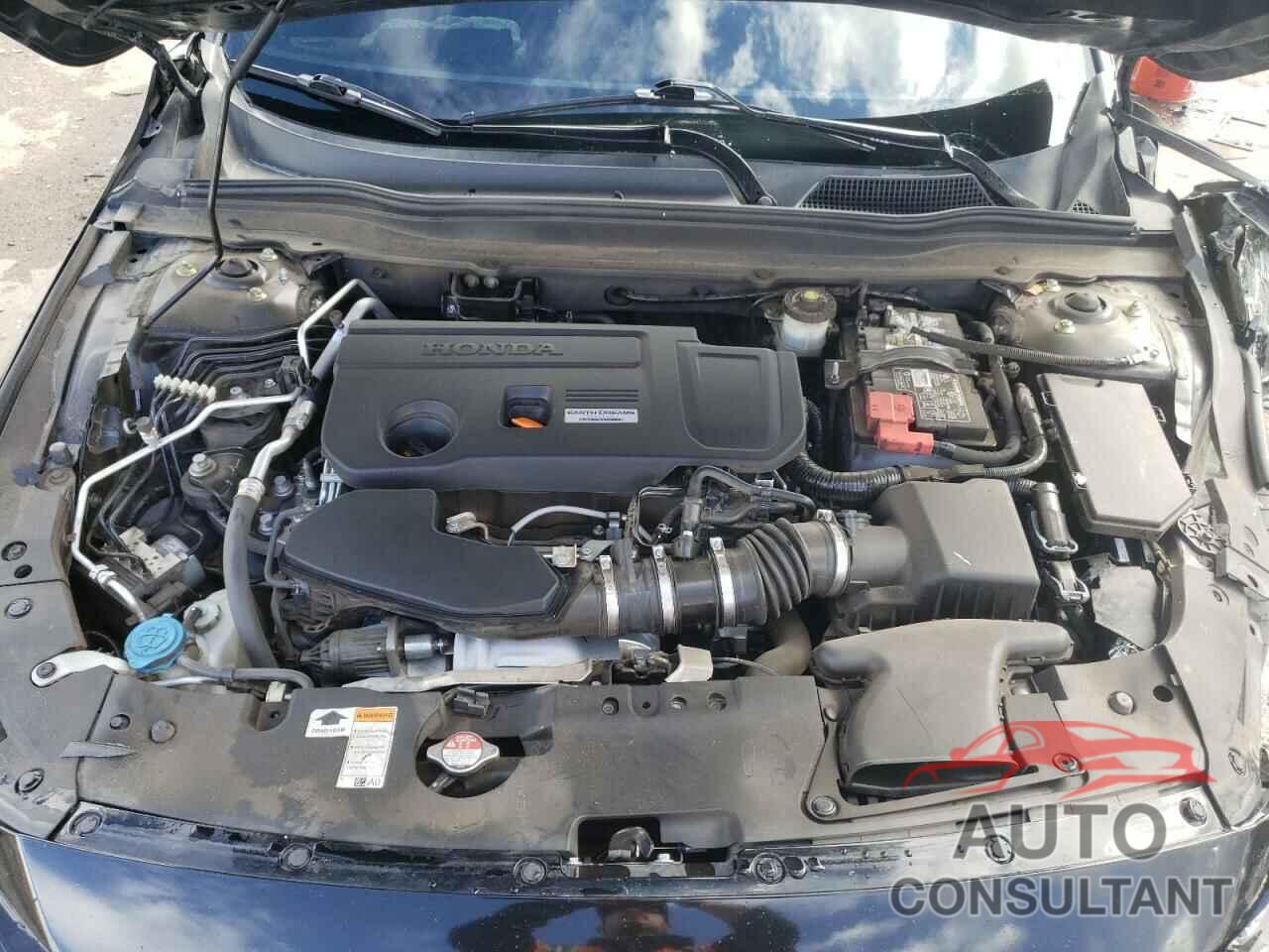 HONDA ACCORD 2018 - 1HGCV2F34JA051915