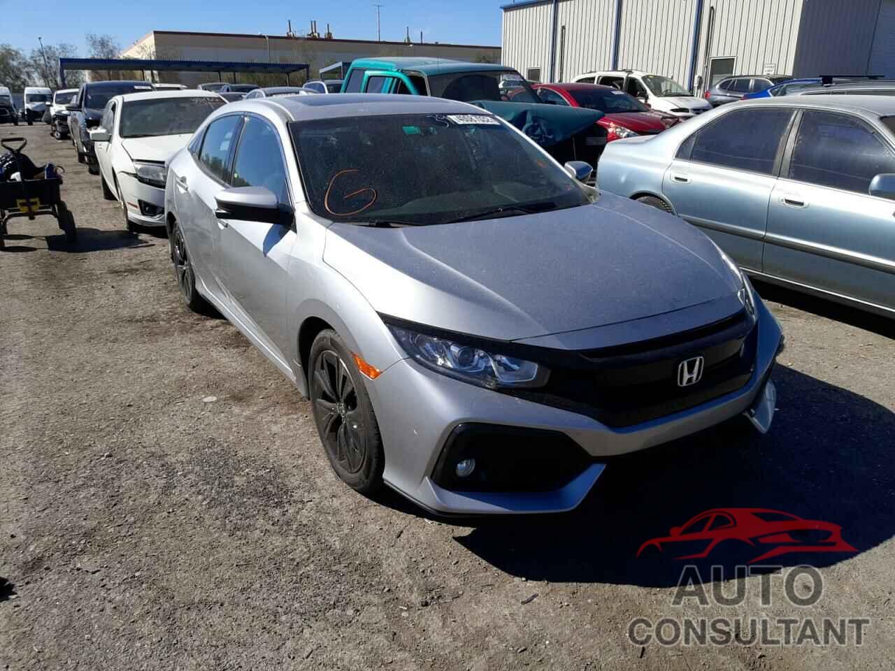 HONDA CIVIC 2018 - SHHFK7H58JU240475