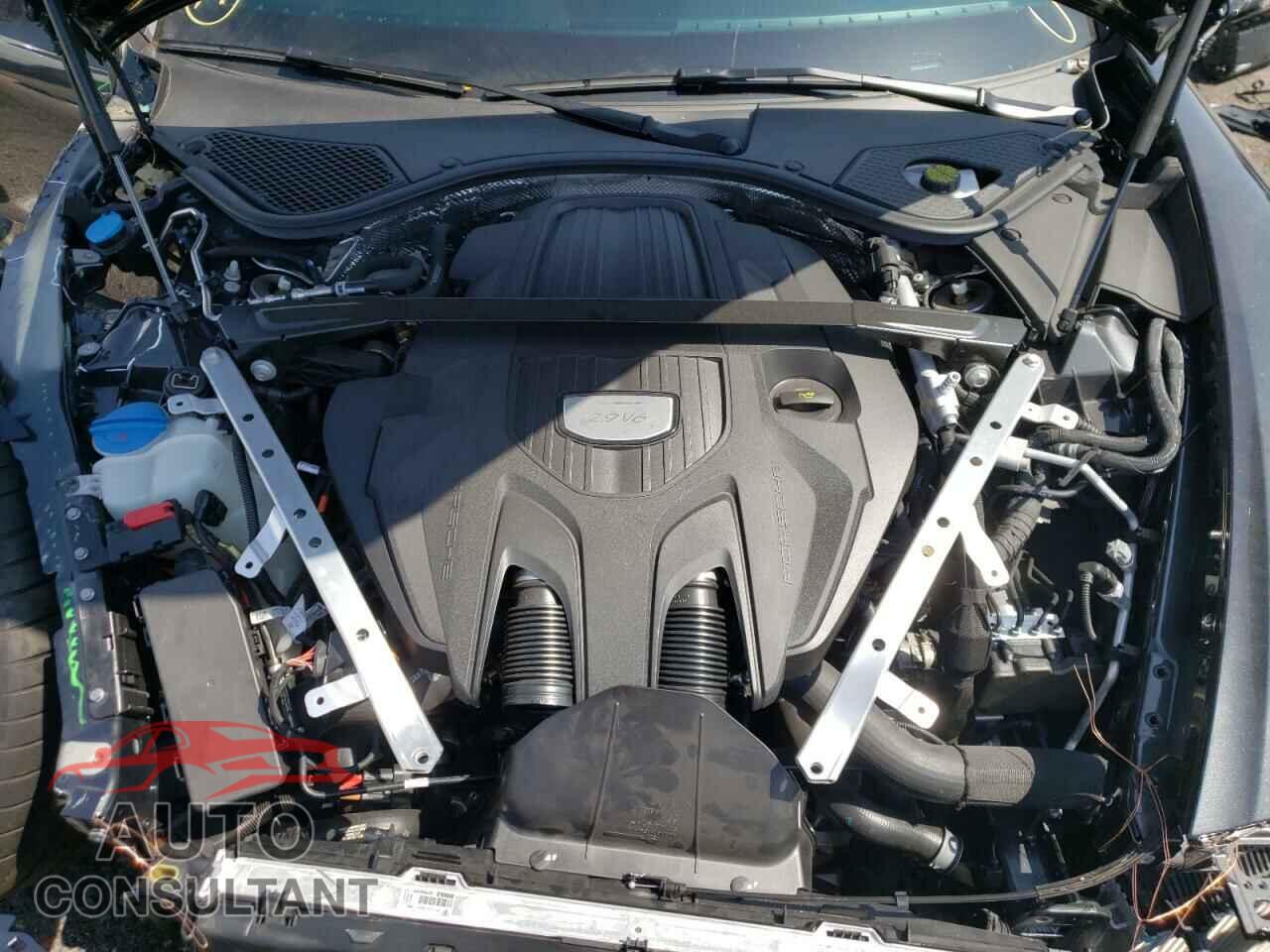 PORSCHE PANAMERA 2021 - WP0AJ2A7XML117873