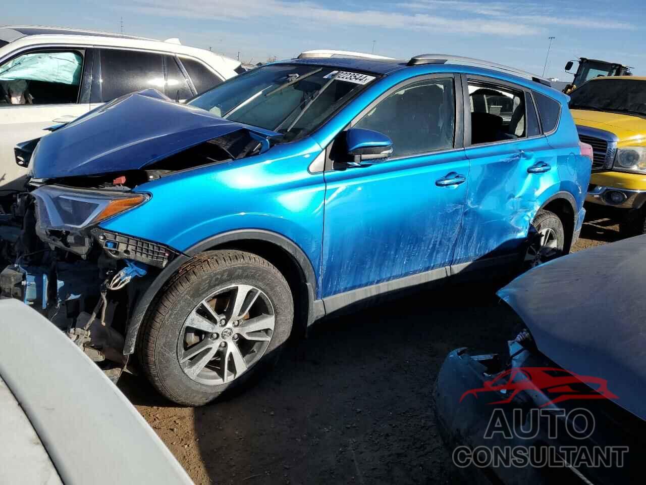 TOYOTA RAV4 2018 - JTMRFREV4JJ245555