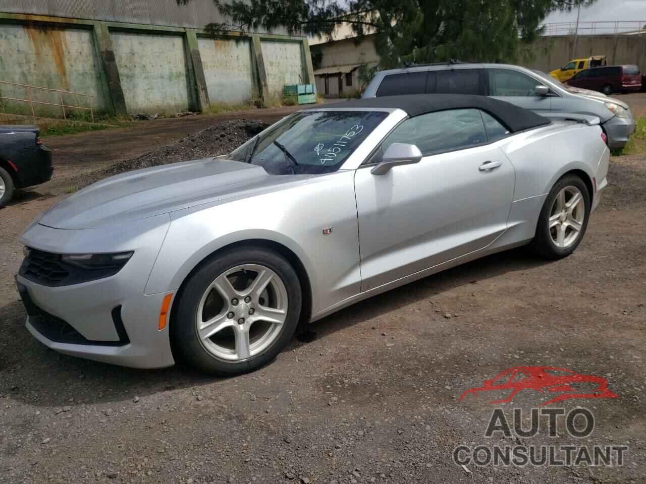 CHEVROLET CAMARO 2019 - 1G1FB3DX2K0110136