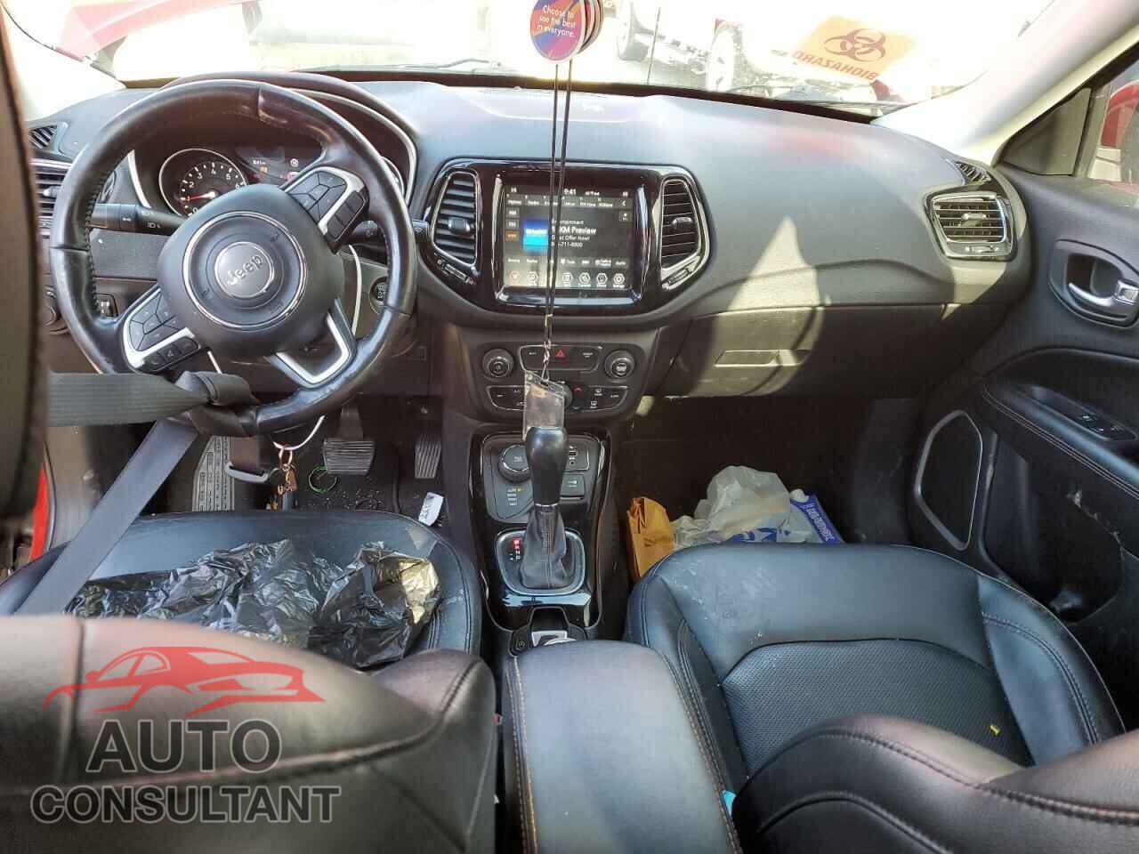 JEEP COMPASS 2019 - 3C4NJDCB7KT812151