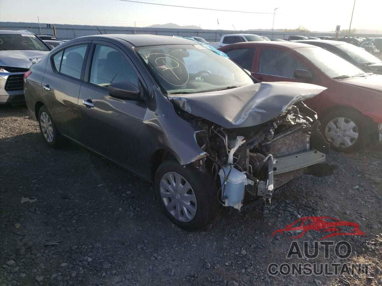 NISSAN VERSA 2017 - 3N1CN7AP9HL803233