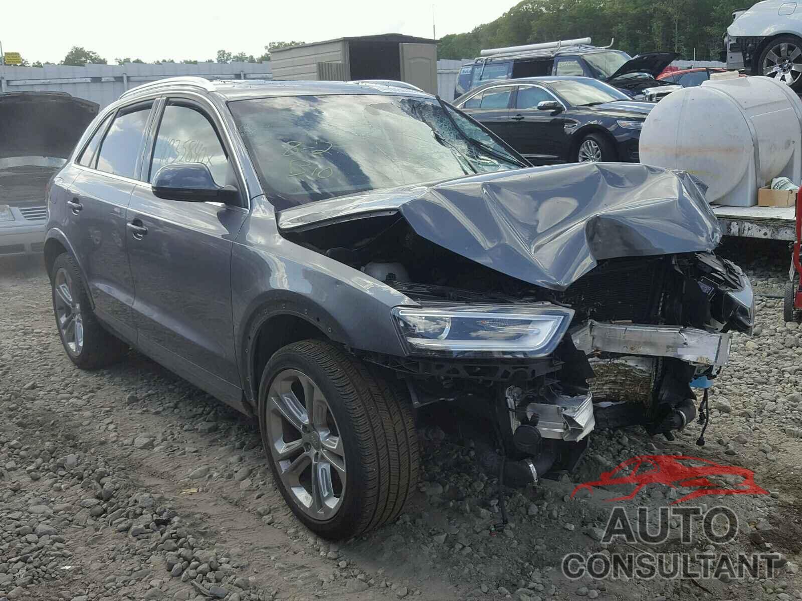 AUDI Q3 PRESTIGE 2015 - WA1GFCFS8FR012354