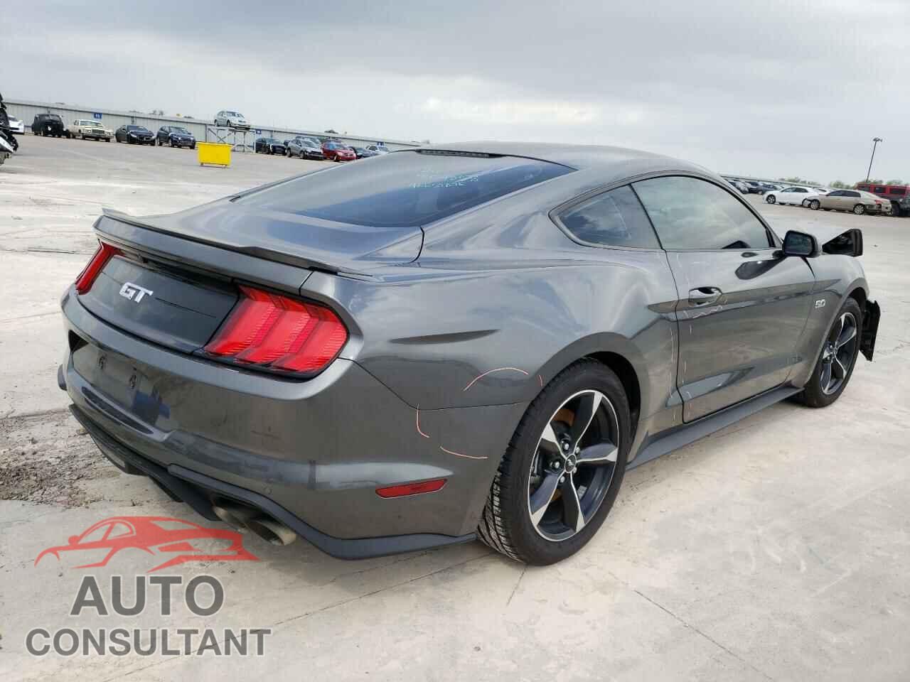 FORD MUSTANG 2018 - 1FA6P8CF7J5107982