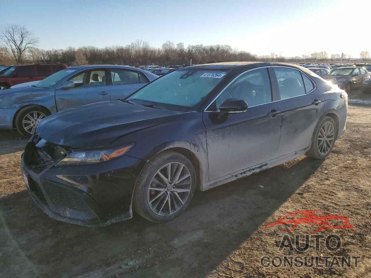 TOYOTA CAMRY 2021 - 4T1T11BK4MU029946