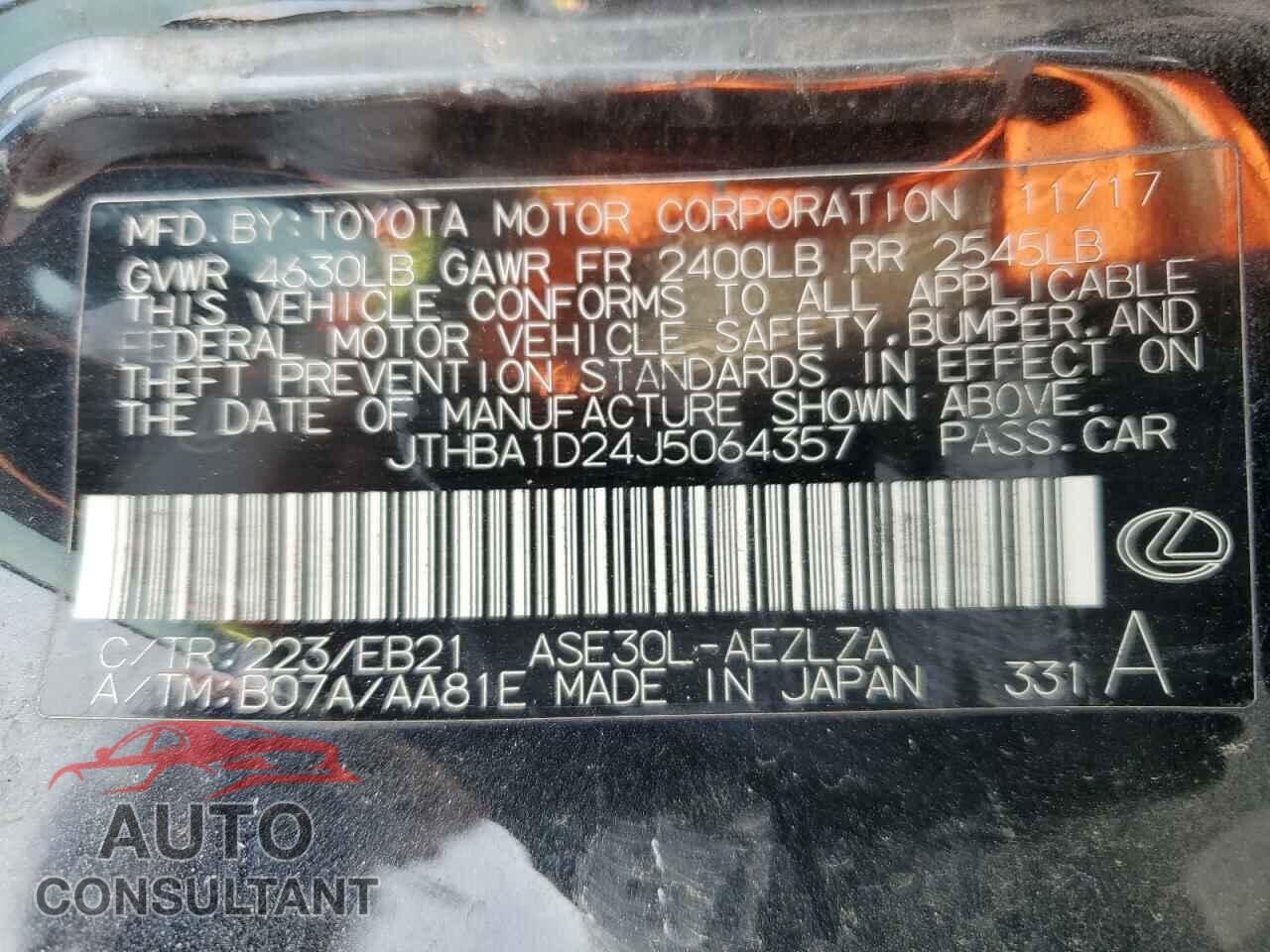 LEXUS IS 2018 - JTHBA1D24J5064357