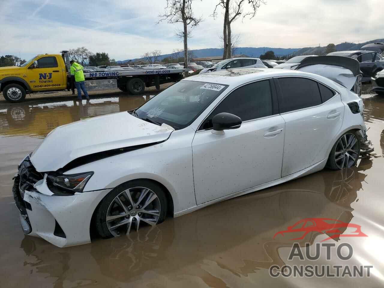 LEXUS IS 2019 - JTHBA1D26K5087401